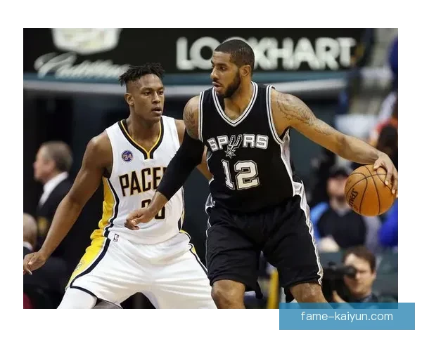 奥斯梅恩表现稳健,哈兰德状态回暖,两位前锋竞争日趋激烈 奥斯梅恩表现稳健,哈兰德状态回暖,两位前锋竞争日趋激烈