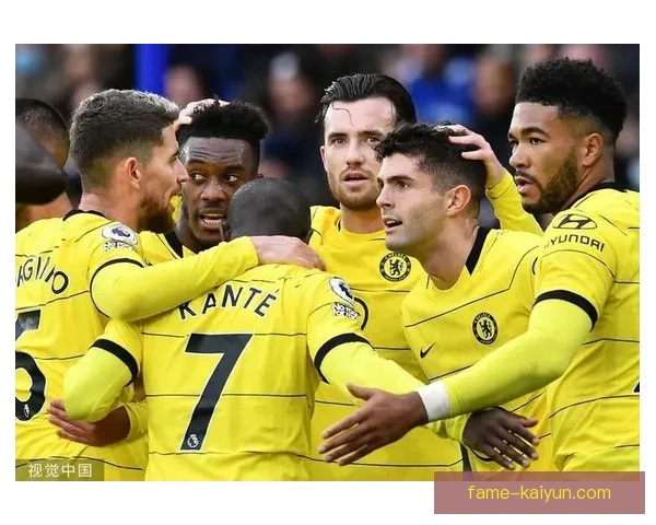 坎特技术特点：防守覆盖广、拦截能力强、跑动积极且传球简洁高效